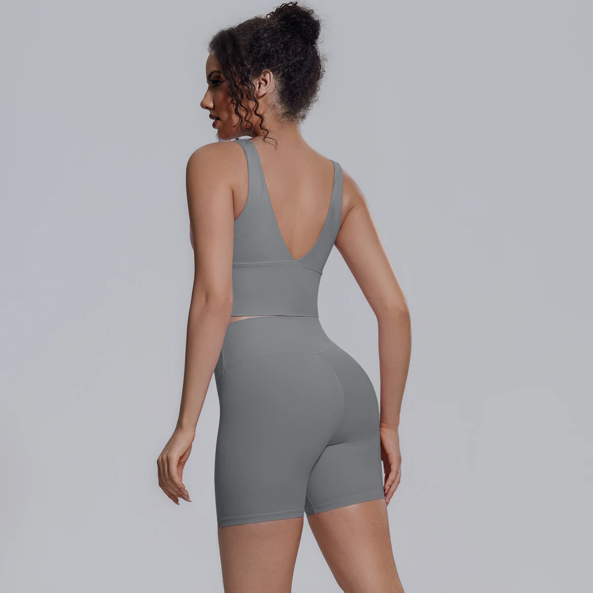 Solid Color Summer Yoga Set Woman's Sexy Backless Yoga Underwear with Chest Pad Quick-Dry Hip Push Up Fitness Shorts Sportswear