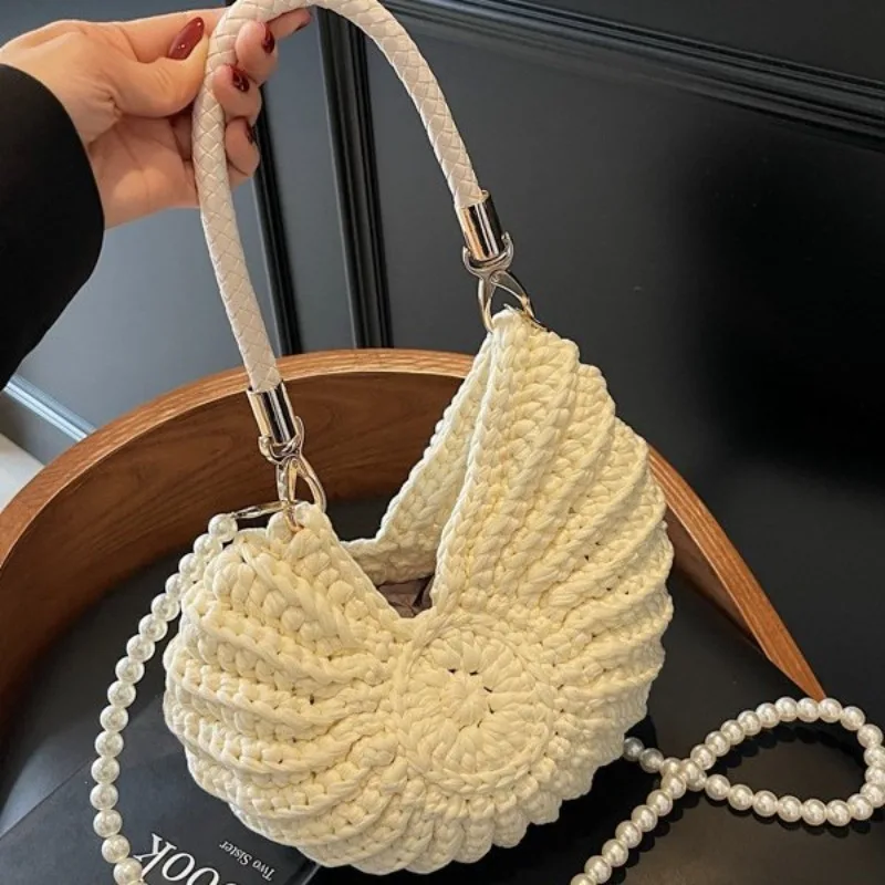 Conch Shaped Crochet Women Shoulde Bags Creative Funny Cute Pearls Chains Handmade Weave Crossbody Bag Novelty Small Handbags crossbody bag