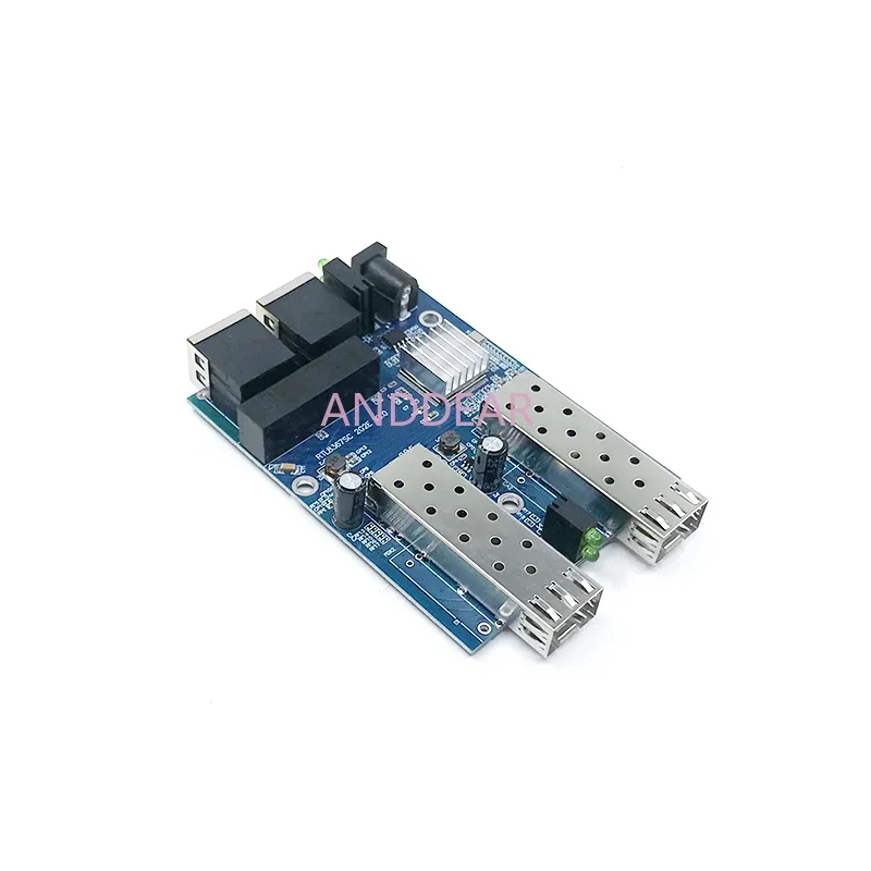 10/100/1000M Ethernet fiber switch 2 RJ45 UTP 2 SFP 40KM Gigabit Fiber Optical Media Converter 2SFP 2RJ45 Ethernet 1PCS