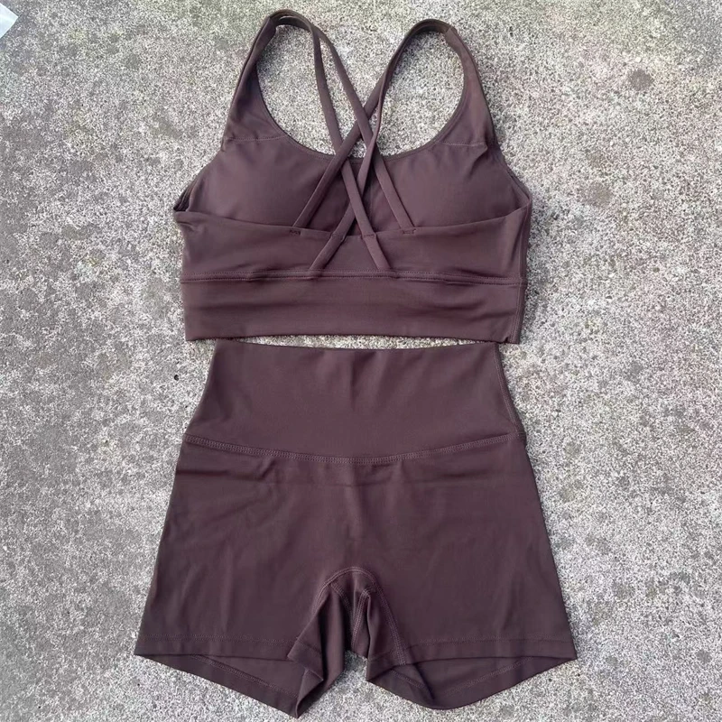 Women's 2-Piece Yoga and Fitness Outfit - Cross Straps Bra & High Waist Shorts