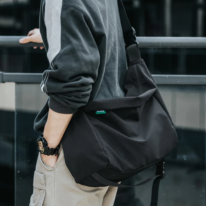 Simple Men Messenger Bag Waterproof Oxford 14 inch Laptop Shoulder Bag Casual Travel Gym Single Bag for Male
