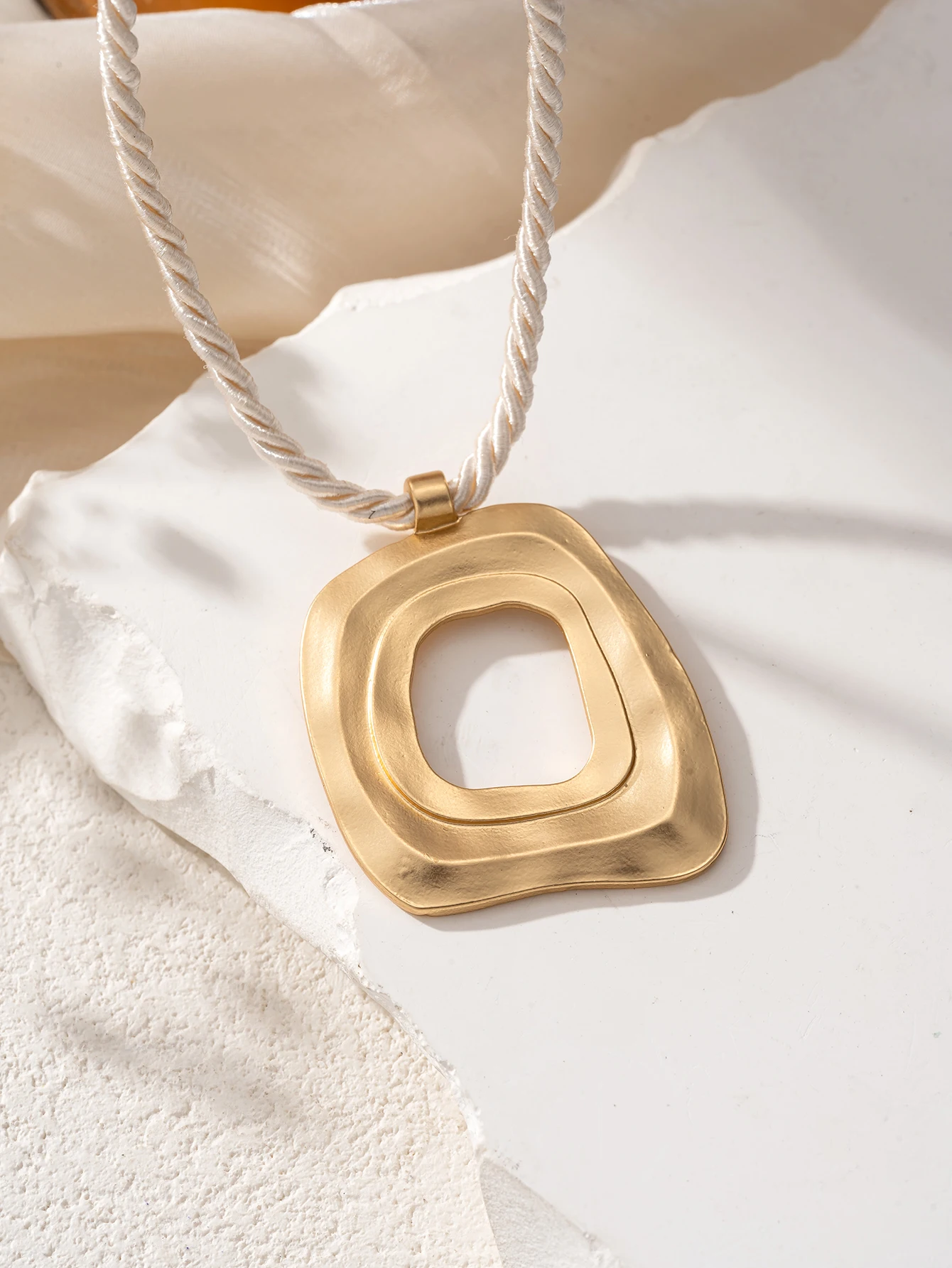 Bohemian Geometric Pendant Necklace Chain, Minimalist Irregular Charm for Ladies