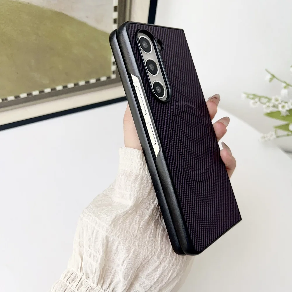 Magnetic Carbon Fiber Anti-Knock Folding Phone Case with MagSafe Charging Compatibility