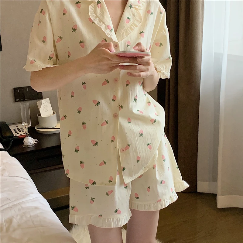 

Short Sleeve Homewear Suit Summer Cotton Strawberry Pajama Set Ruffles Loose Casual Soft Tops Shorts Nightwear Sleep Cloth D283