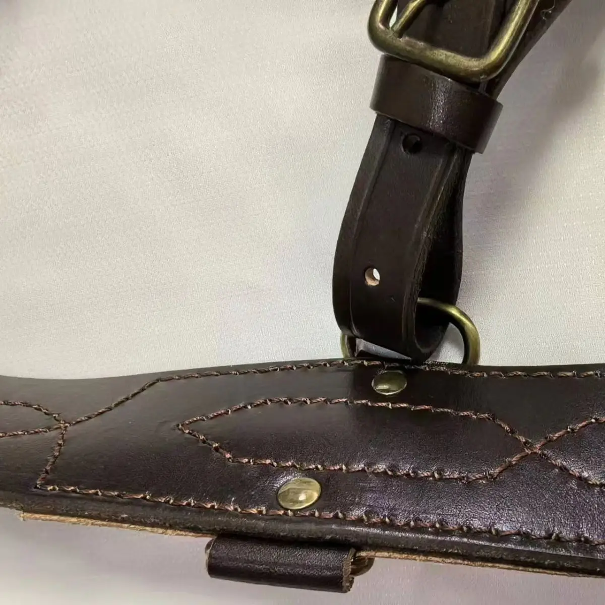 military Sam Browne Belt Shoulder Strap Brown Leather WW1 fit hole size:38-42" inch military belt