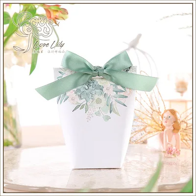 

50 шт ПОДСОЛНУХ Свадебные сувениры белая коробка для конфет с бантом Bomboniere бумажная Подарочная коробка Подарочная сумка вечерние коробки для шоколада
