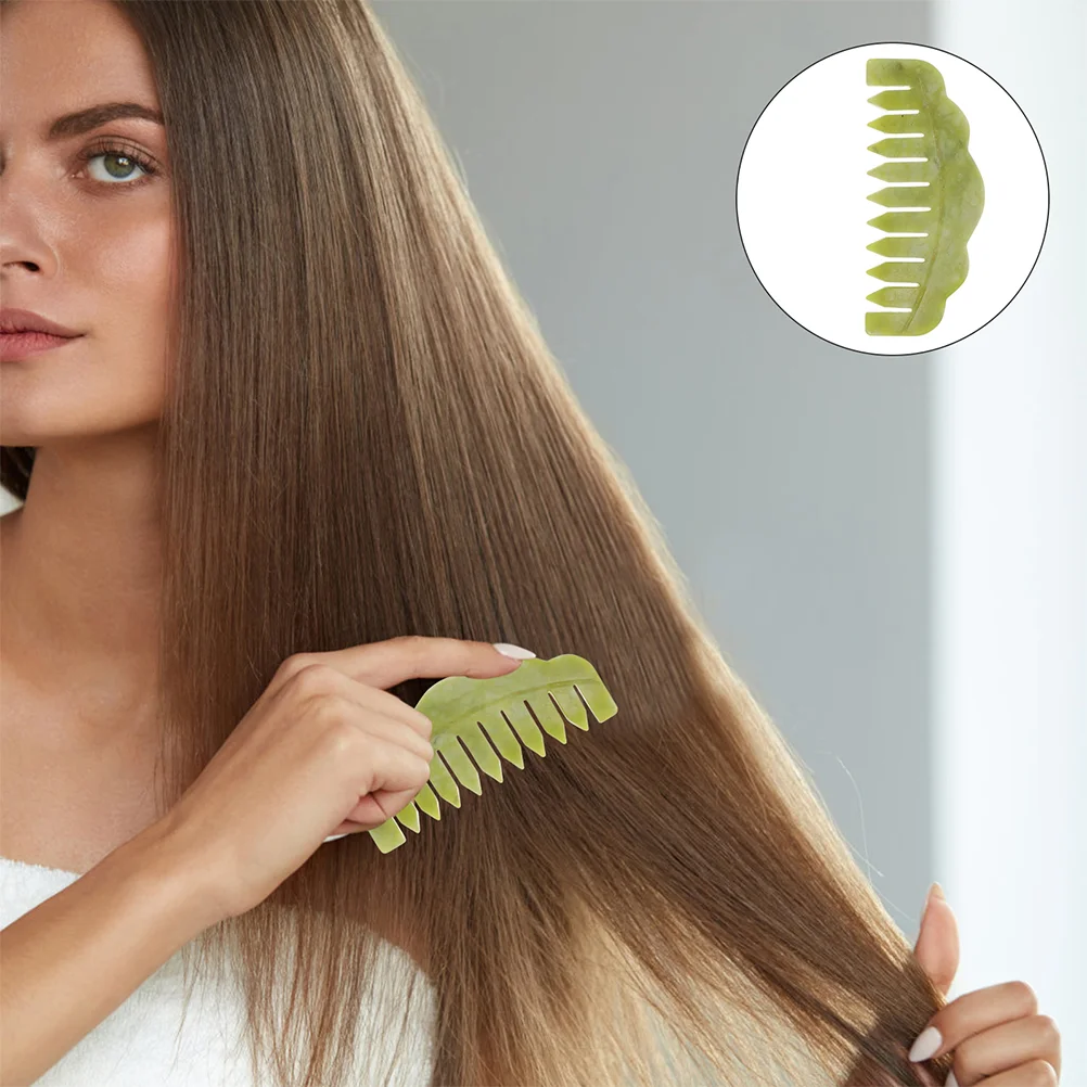 Рисунок 4 - нефритовые расчески для массажа