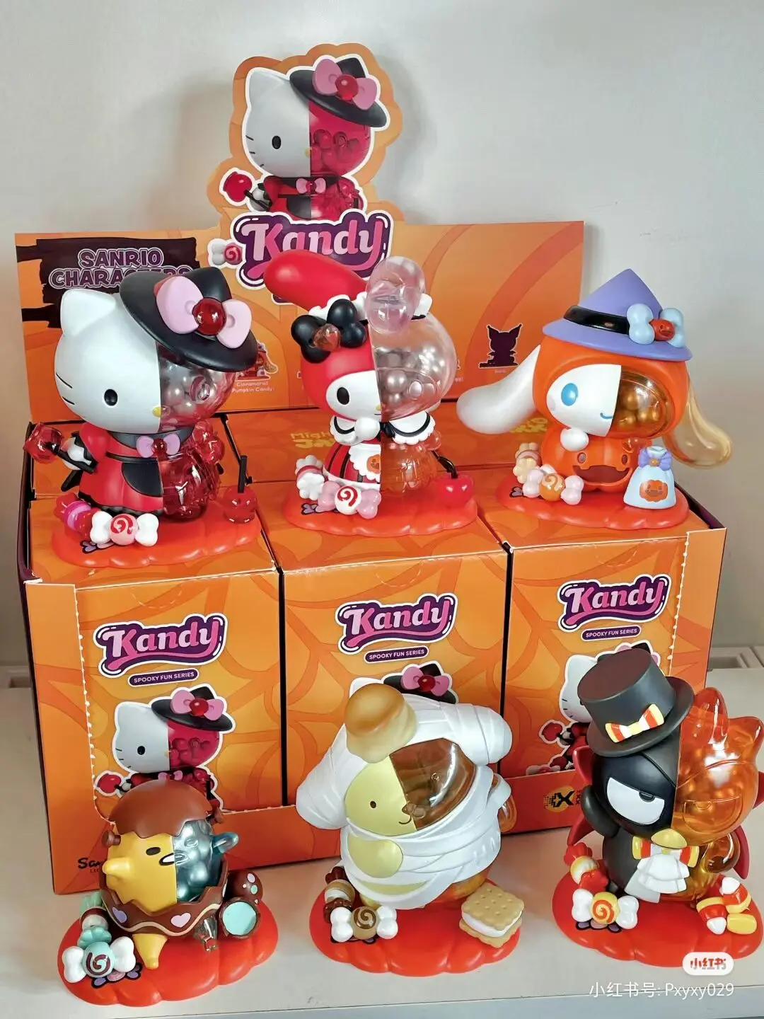 

Pre-sale Mightyjaxx Sanrio Half Skeleton Figure Cinnamoroll My Melody Kuromi Pompom Purin Hello Kitty Lazy Egg Figurine Doll