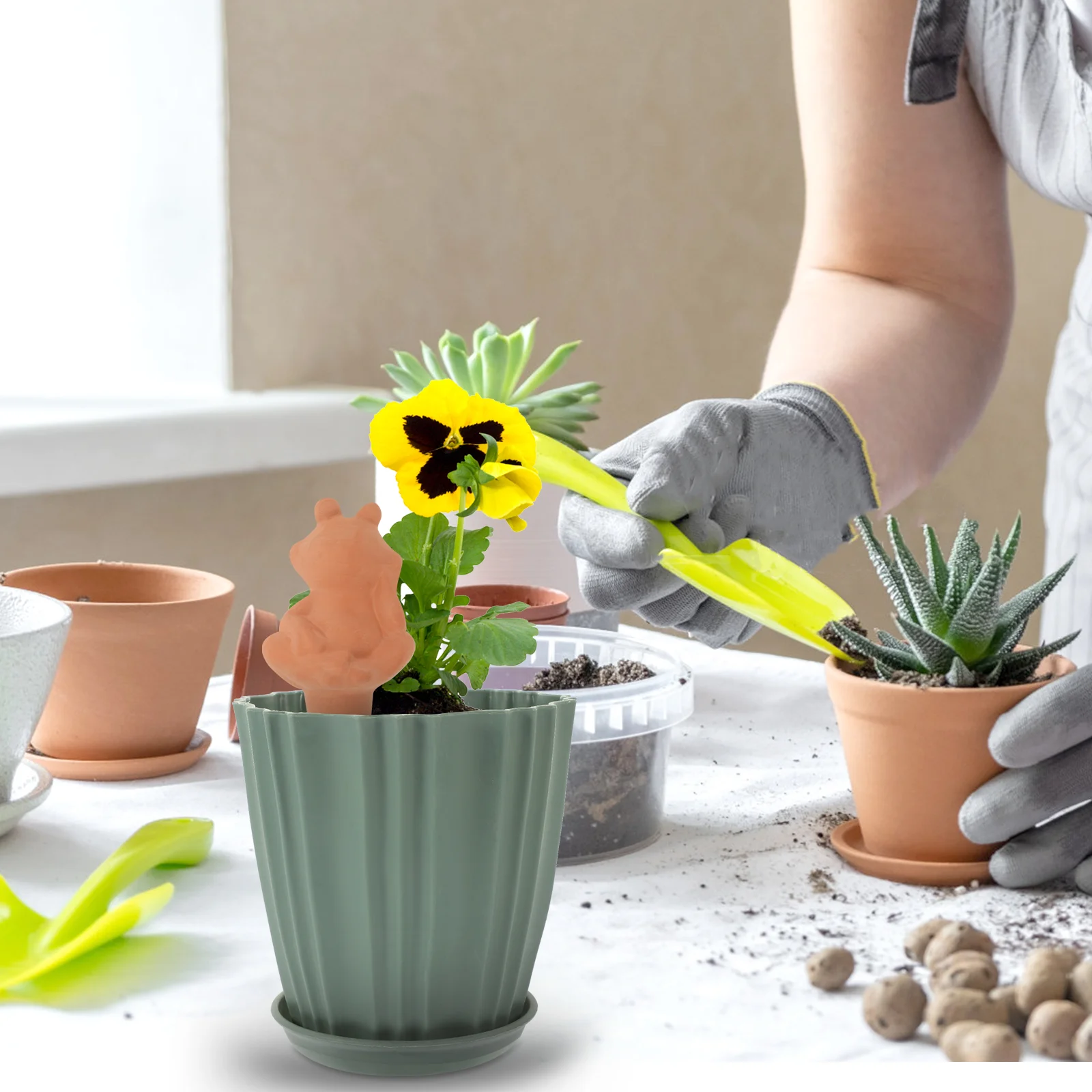 

2 Pcs Tool Automatic Watering Device Globes Dedicated Indoor Plant System Self Inserts for Pots Plants Spikes Large