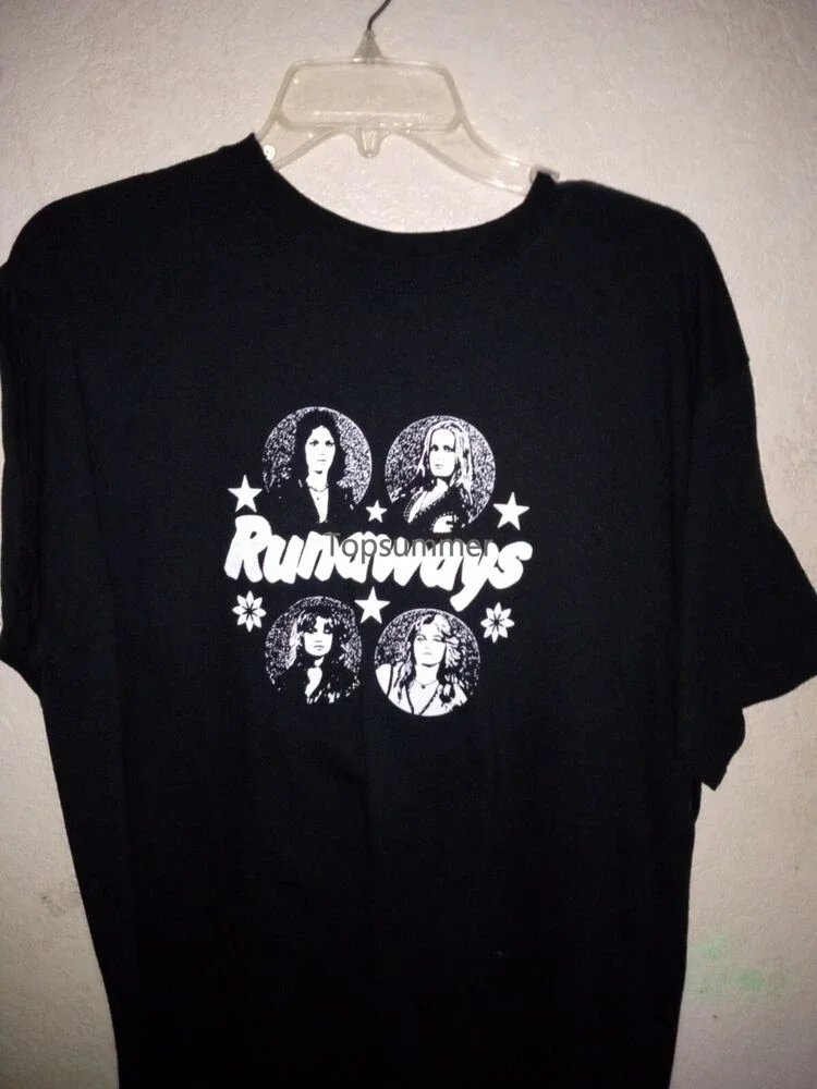 

The Runaways Group T Shirt Large Joan Jett