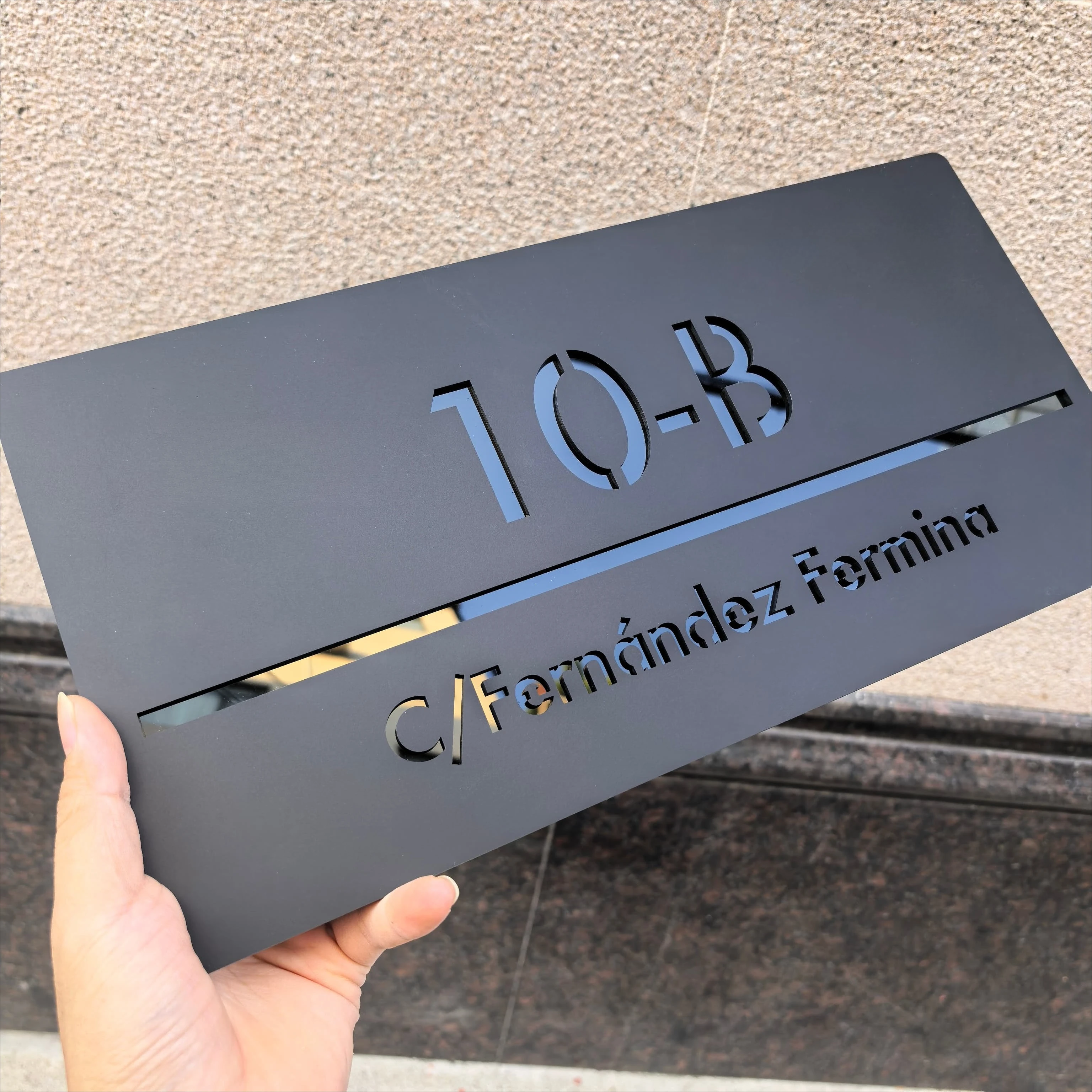 ป้ายอะคริลิคสั่งทำ ตัดด้วยเลเซอร์ ป้ายเลขที่บ้าน 3 มิติ แบบลอยตัว ทันสมัย ป้ายประตู ป้ายที่อยู่ภายนอกอาคาร ป้ายชื่อ 1