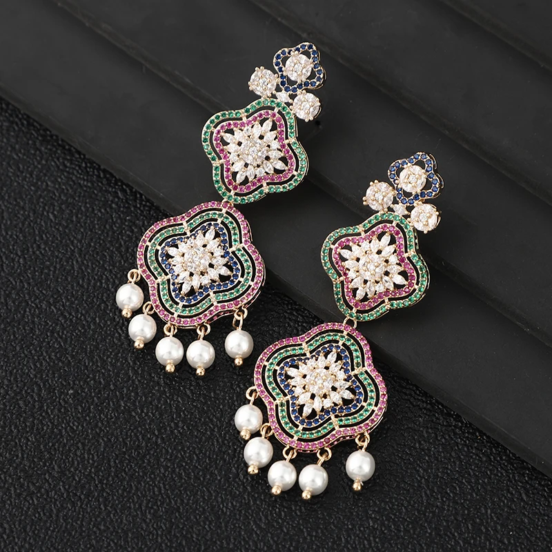 اقراط زركون عصرية أنيقة للغاية