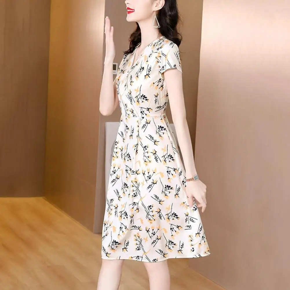 

Women Dress Flower Print Short Sleeves Summer Dress V Neck High Waist Knee Length Midi Dress Temperament Party Banquet Dress