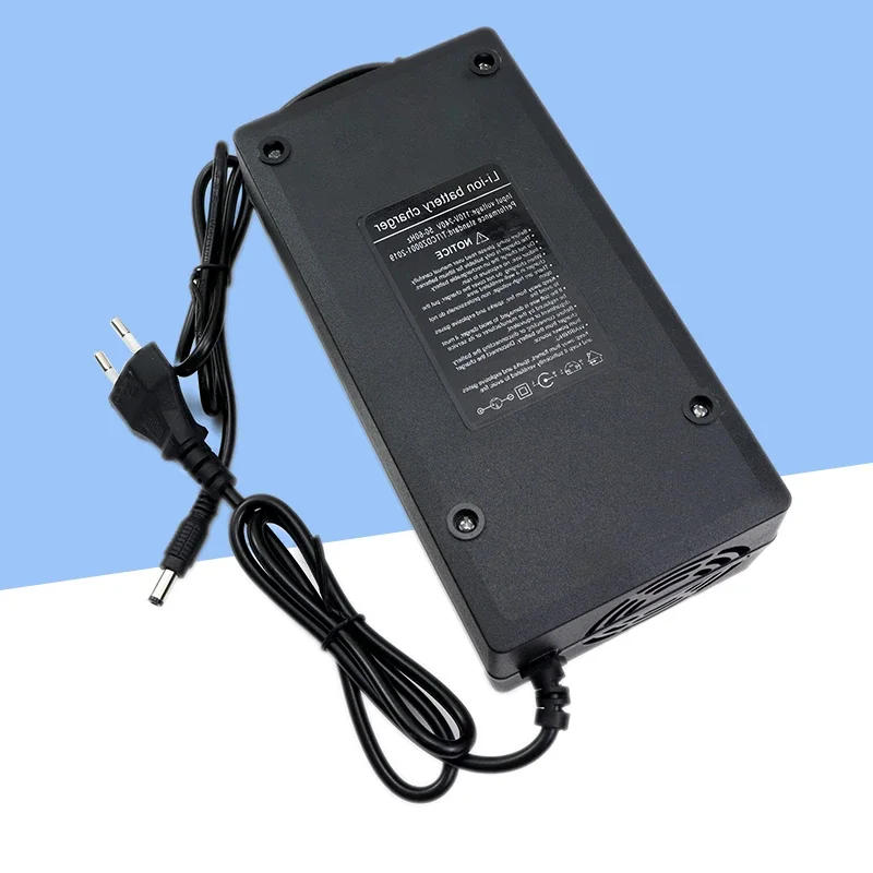 Chargeur 72V 20S 5A pour batterie drone, lot de 2-5, prise UK