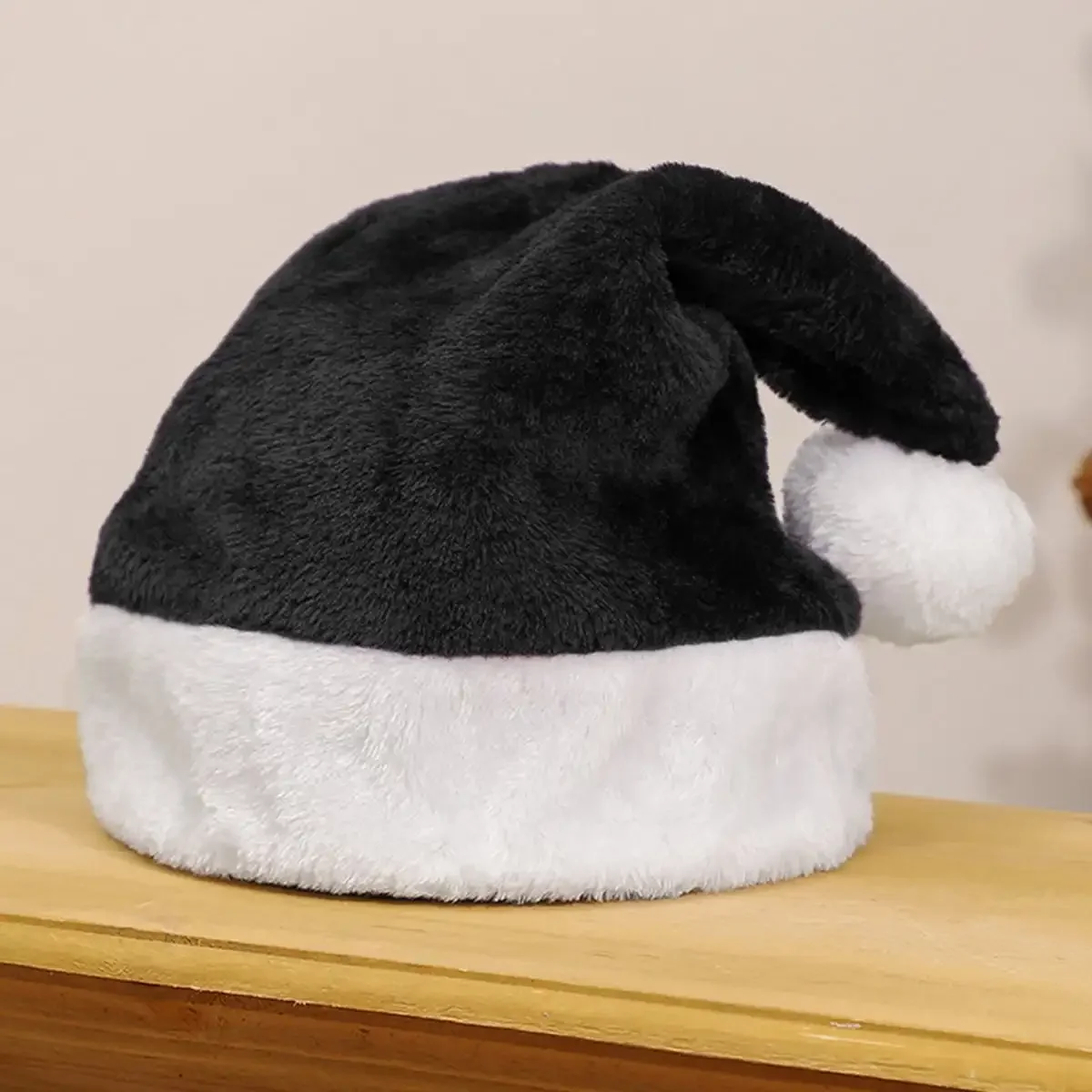 1pc Christmas Black Red Plush Hat Santa Novelty Hat Kids Christmas Decorations For New Year Home Santa Claus Gift Party Supplies Christmas Beanie Hat