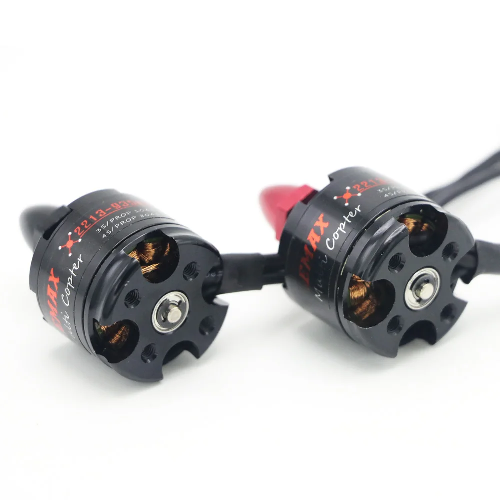 Moteur Multi-Rotor MT2213 935KV CW/CCW pour Drone Quadricoptère, avec une hélice multicolore fixée, prêt à l'emploi.