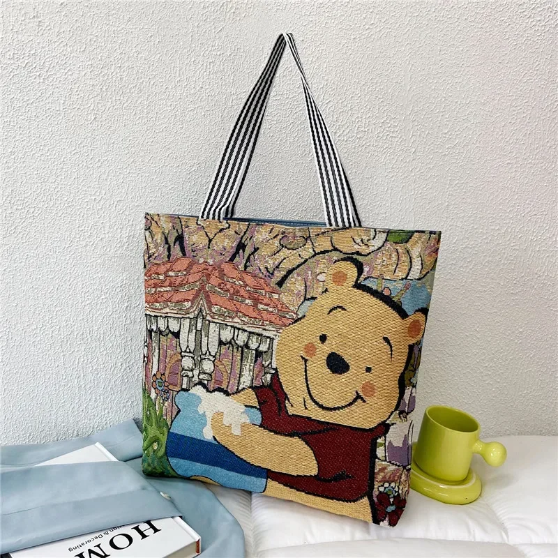 Winnie Pooh Bear