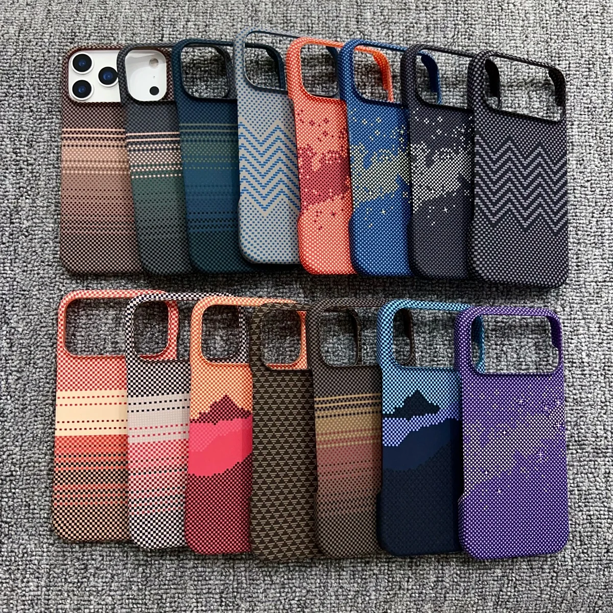 รูปสินค้า เคสกันกระแทก คาร์บอนไฟเบอร์ ลายพระอาทิตย์ตก สำหรับ iPhone 17/16/15/14/13/12 Pro Max
