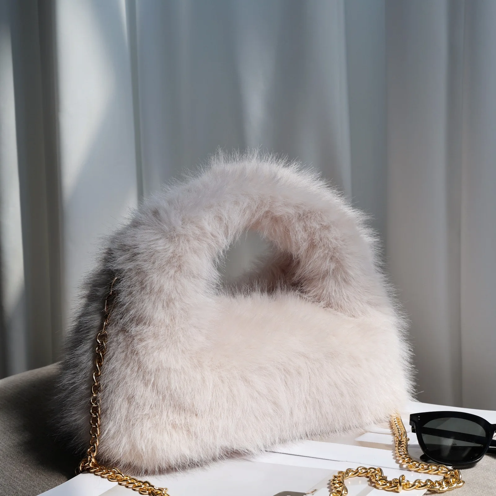 Fashion Niche Design Large Capacity Women's Crossbody Bag 2025 New Chain Hand Fold Fur Bag Light Luxury Versatile Handbags