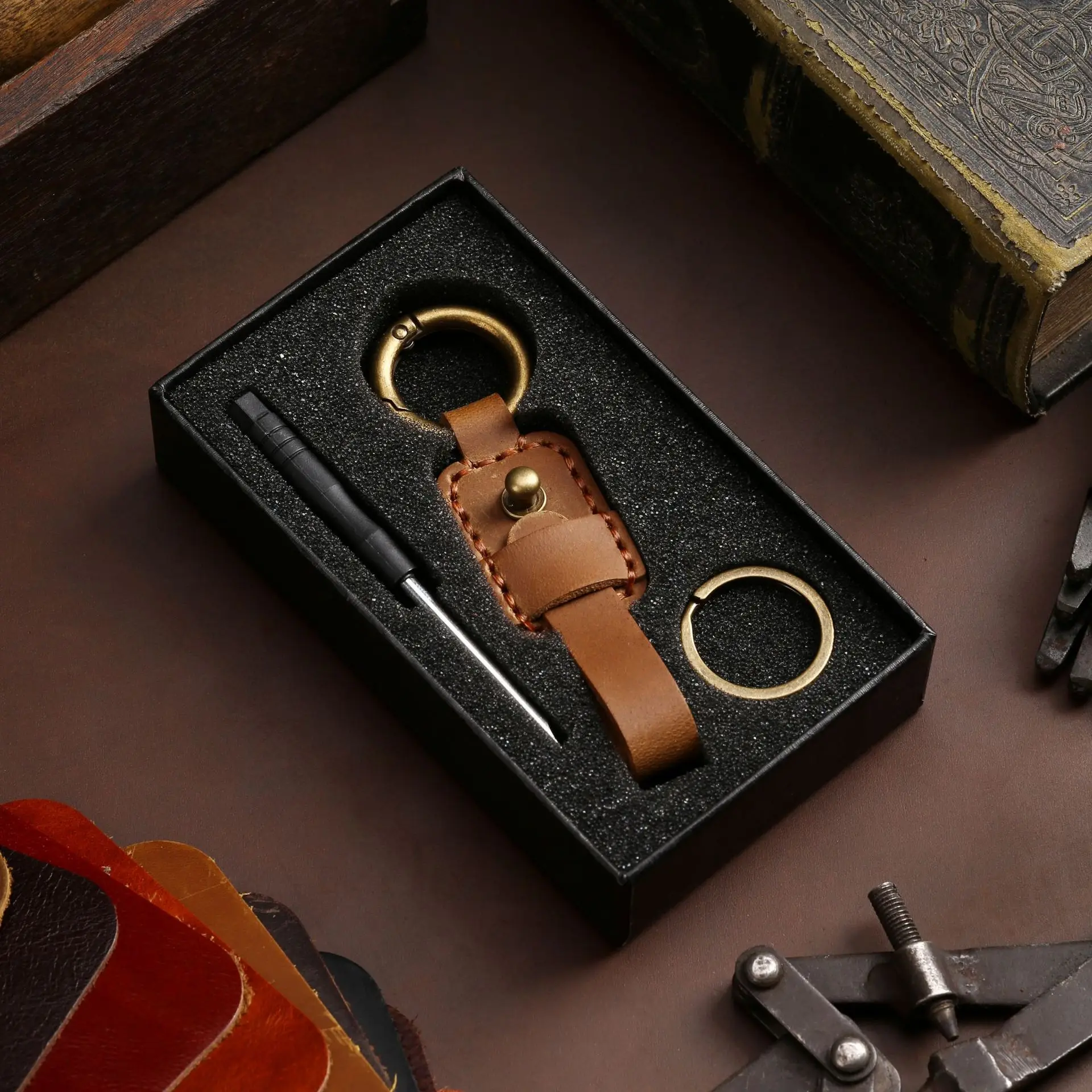 DPWOUM Leather Keychain Solid Metal Bronze Handcraft Key Ring Lanyard  Handmade Leather Key Fob, Genuine Leather Key Chain, Vintage Strap Car Key