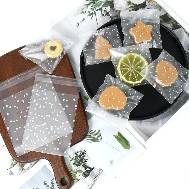 100pcs Transparent Dot Candy Bags Plastic Clear Food Cookie Gift Bags Self Adhesive Pouch Wedding Birthday Candy Packaging Bag