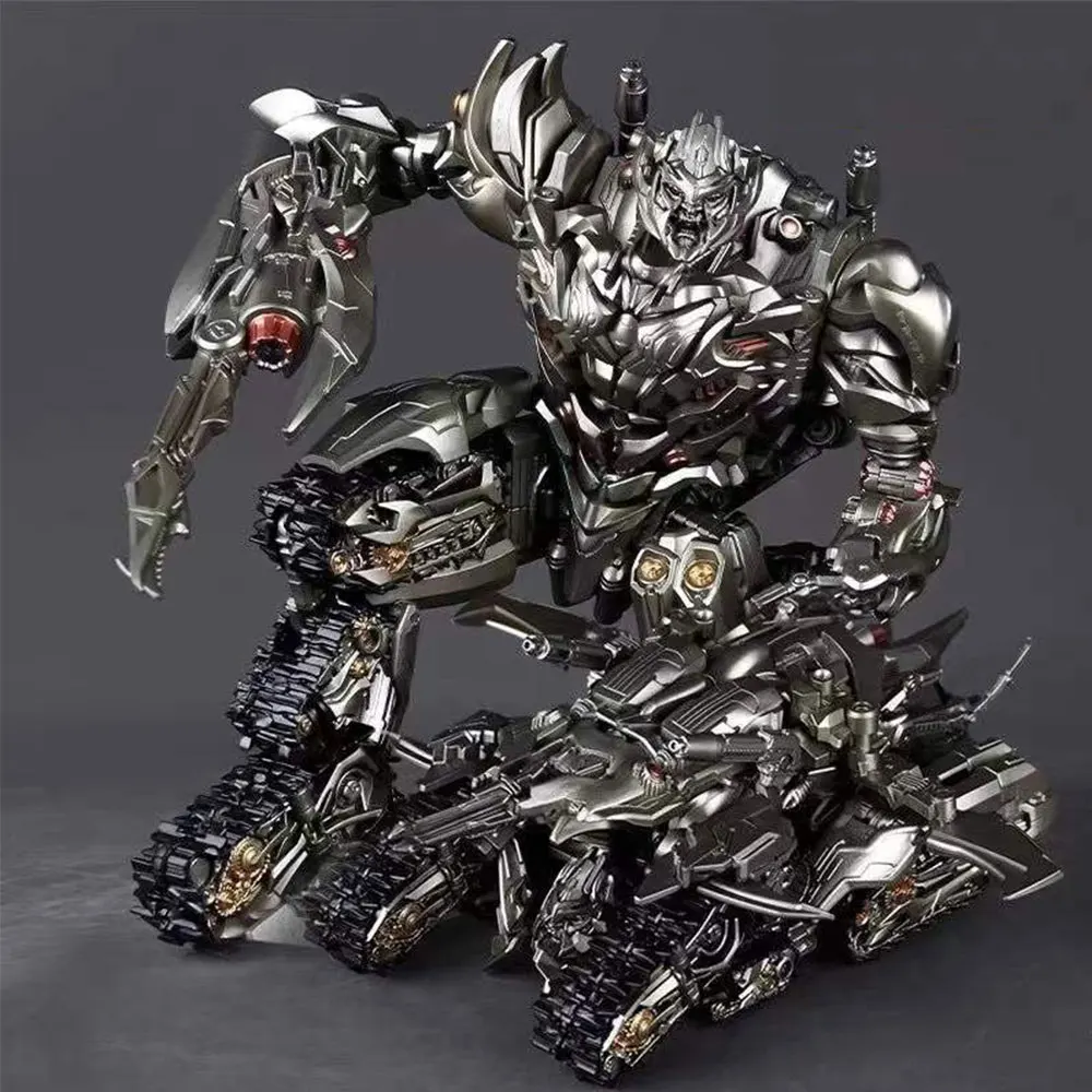 Deformation BAIWEI TW1026 TW-1026B Transformation Ironhide