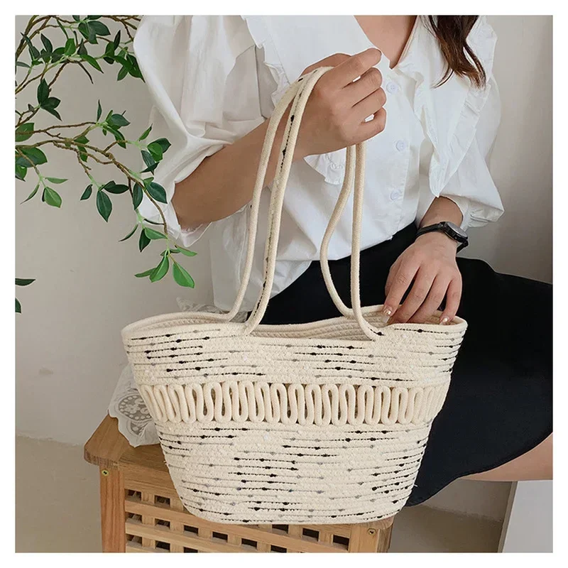 Single Shoulder Bag Hollowed Out Cotton Thread Woven Bag New Summer High-capacity French Grass Woven Bag Seaside Vacation Beach