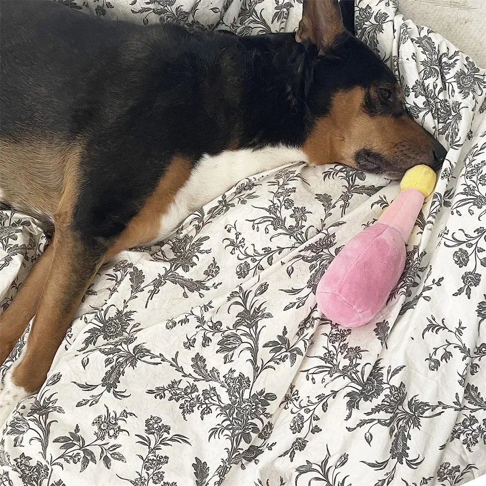 Pet Dog Toys Plush Chew Toy Soft Banana Bone Vegetable Fruit Squeaky Puppy Training Interactive Toy Bite-Resistant Pet Supplies 3