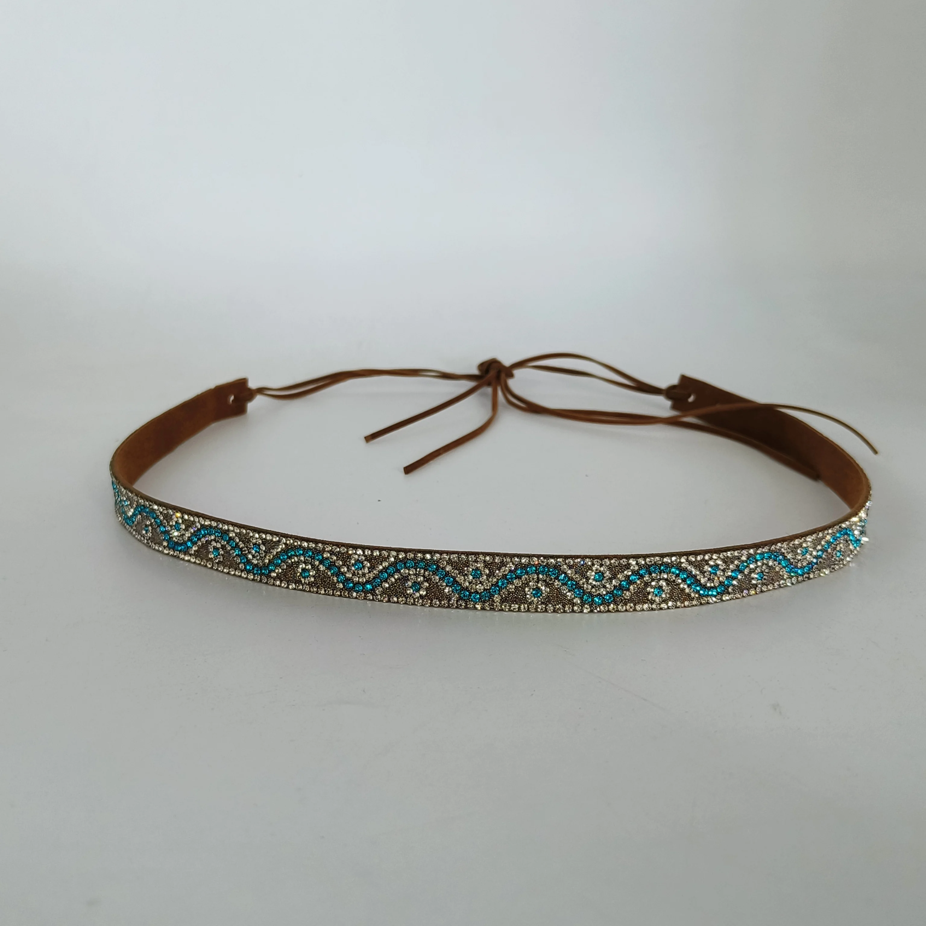 Hut-Accessoires, glänzende Strass-Kette für Hutband, Fedora-Hut, Dekoration, Strohhutband, Böhmen-Hut-Accessoire im Großhandel – Detail 8