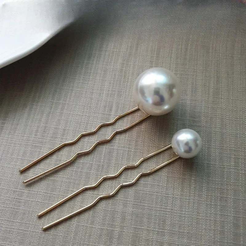 Description Picture 5 of itemTemperament Niche Simple U Shaped Hair Pins Elegant Pearl Hairpins Metal Bobby Style Grips Hair Bun Clips Hair Styling Tools