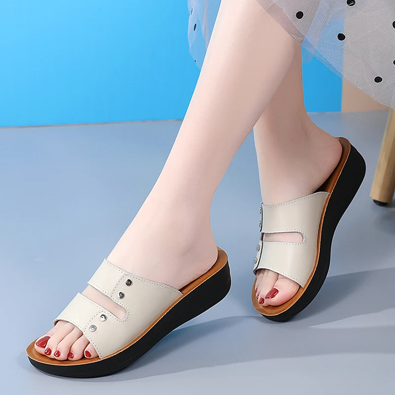 

Плоские однотонные летние новые шлепанцы с удобными маффинами все домашние тапочки для женщин