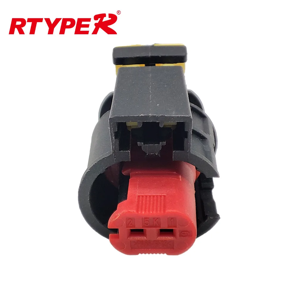 

1Set For Wtyczka wtryskiwacza e-connectors 3CLC02FBK 0090-123