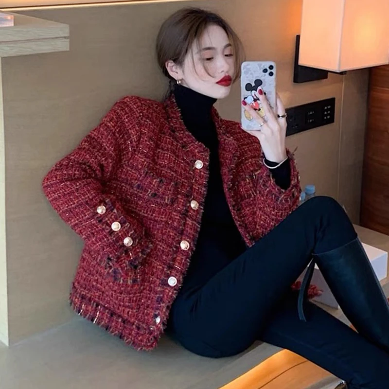 Red Tweed Jacket Women Vintage Single Breasted Short Outwear French Style Tassel Patchwork Long Sleeve Design Coat Autumn Winter