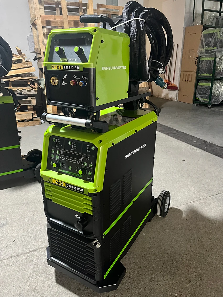 SANYU Digital Pulse Co2 Portable Mig Welders Welding Machine 3