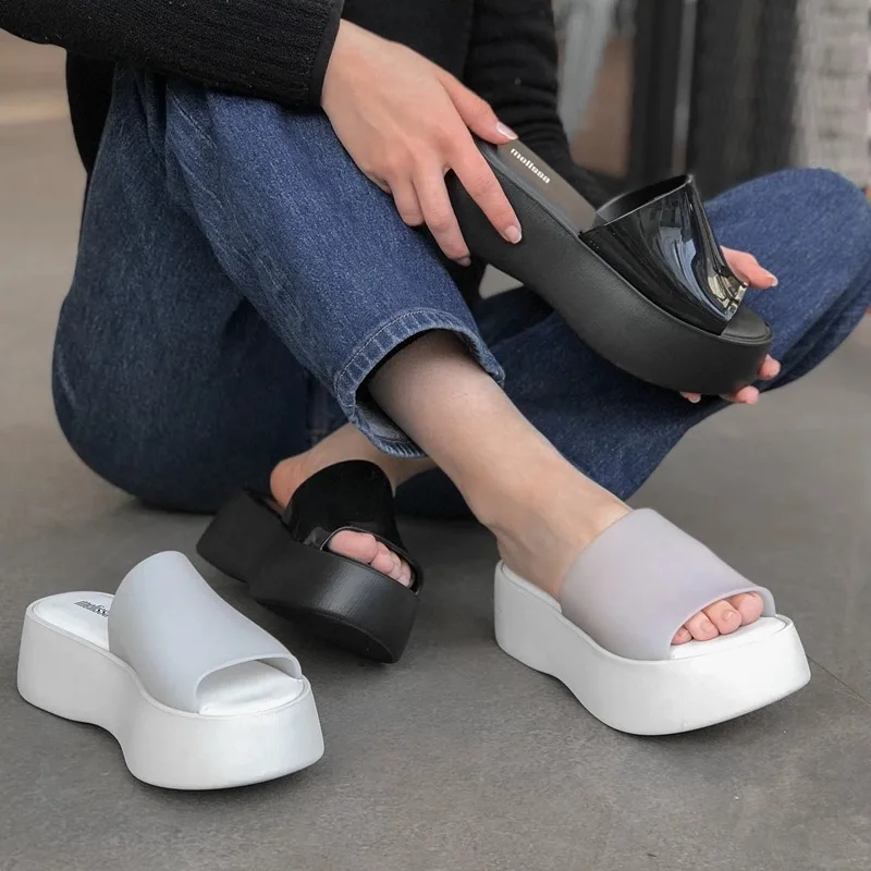 Melissa 追跡付/送料込 肌触り◎モコモコスパイダーサンダル Melissa（ファッション） サンダル MELISSA SPIKES SANDAL +