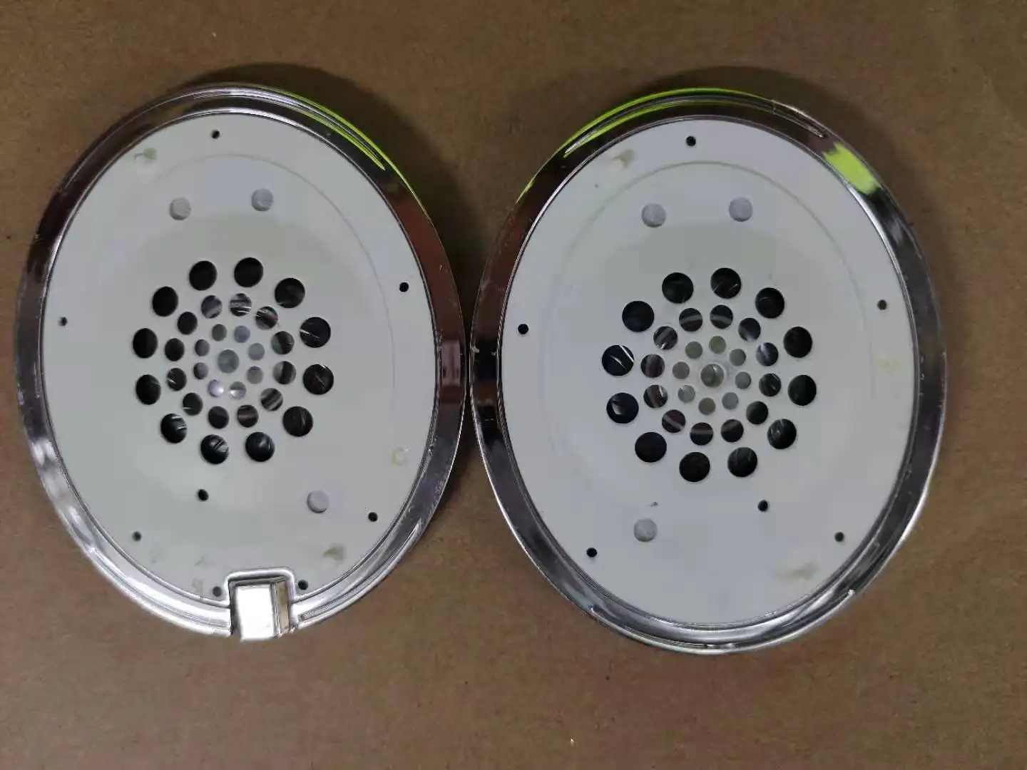 

Replacement Earphone Speaker Unit Shell Plastic Cover With Speaker for Beat Studio 2 2.0 Wireless Headphone