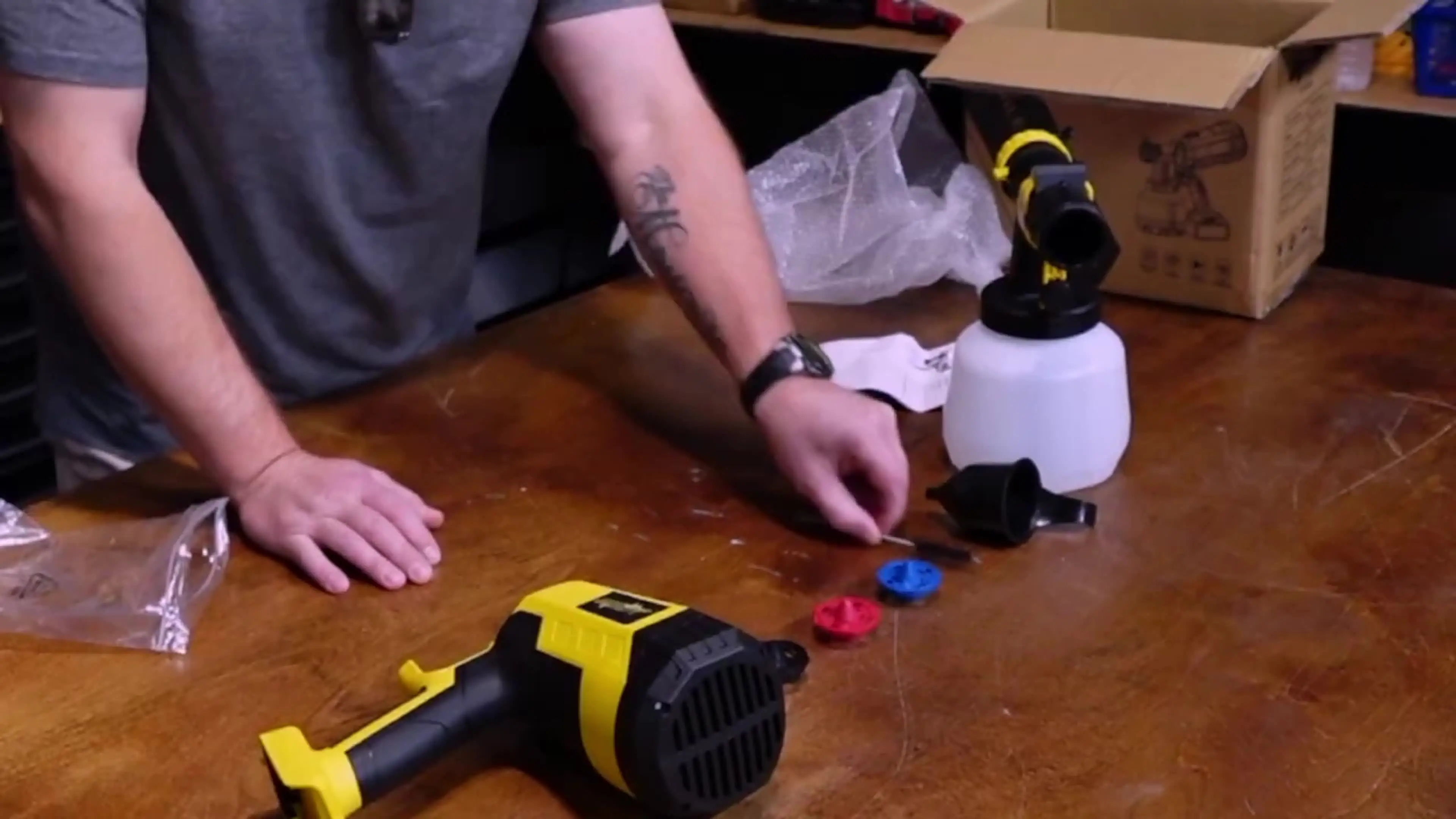 Pulvérisateur de peinture sans fil Dewalt compatible batterie au