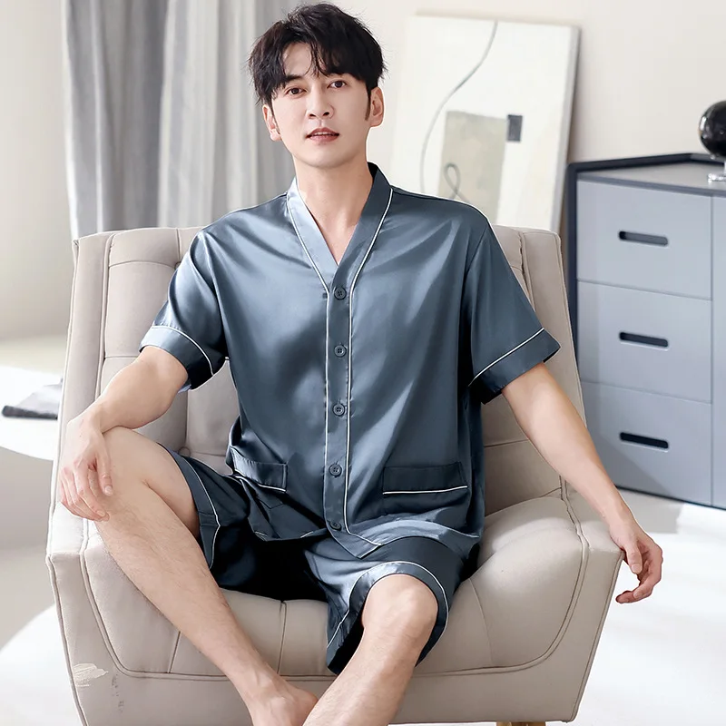 남성용 아이스 실크 잠옷 세트 반팔 반바지 V넥 기모노 가디건 플러스 사이즈 여름 통기성 좋은 루즈핏 잠옷 신상 남성 잠옷