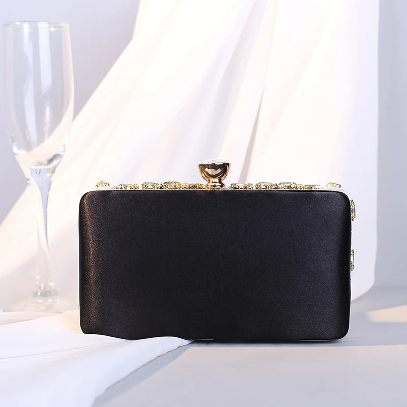 New Women Evening Clutch Bags Beads Wedding Wallets With Chain Diamond Party Dinner Wallets Mini Chain Bags Drop Shipping