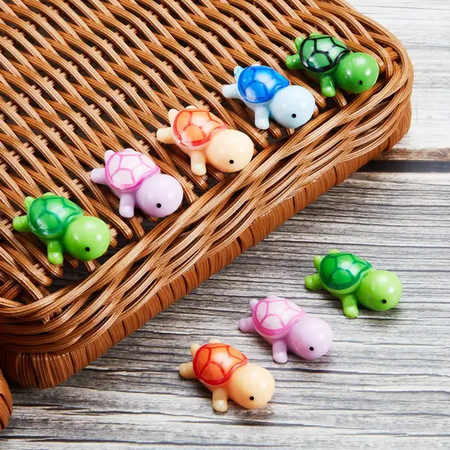 FEXIA 50 Pcs Glow In The Dark Ocean Resin Animals - Mini Sea Creatures For Aquarium Decor DIY