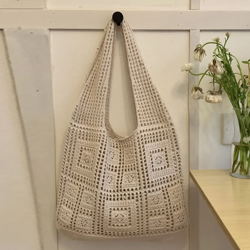 thumbnail image 1 of Bolsos de mano casuales y delgados para mujer, bolsos y carteras de diseñador de lujo, novedad de 2023, bolso de hombro con decoración hueca de punto de nailon, 1 of 5