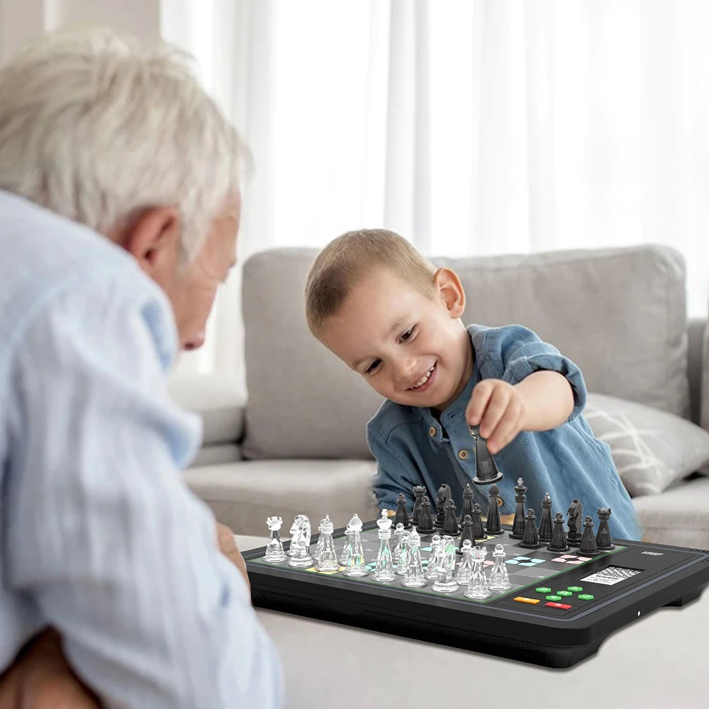 Jogo eletrônico inteligente do xadrez, parte magnética, placa sensorial,  painel LCD, principiante que aprendem o AI contra o único jogador