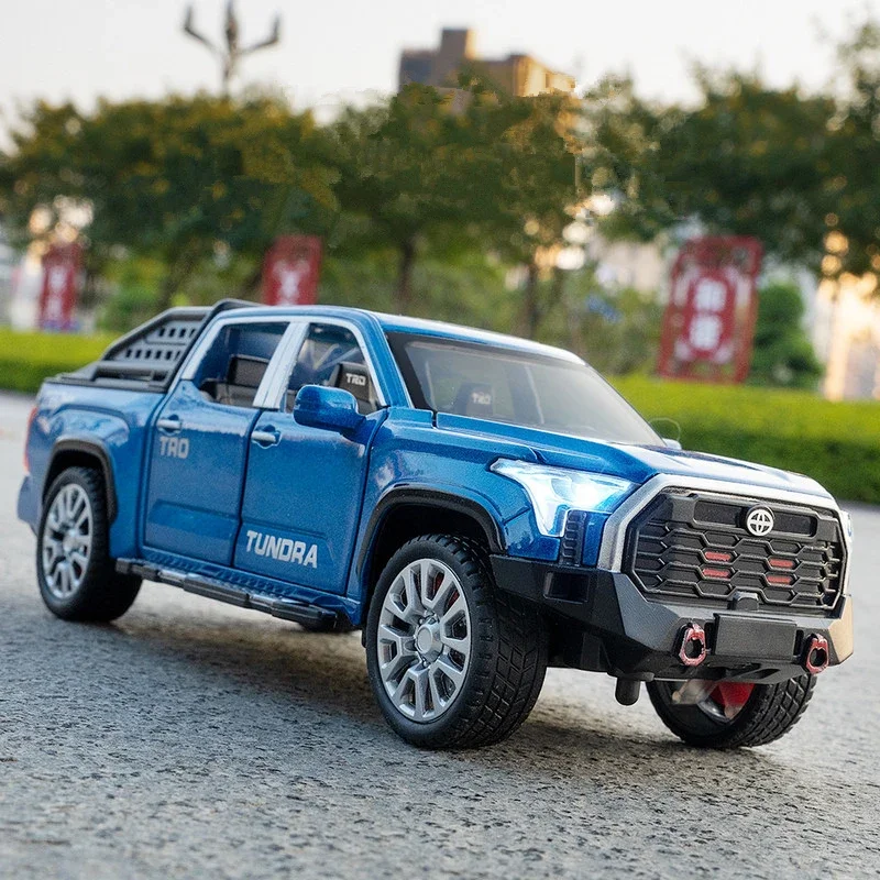 1:32 Toyota Tundra Pickup Car Model Diecast Toy Metal Off-Road