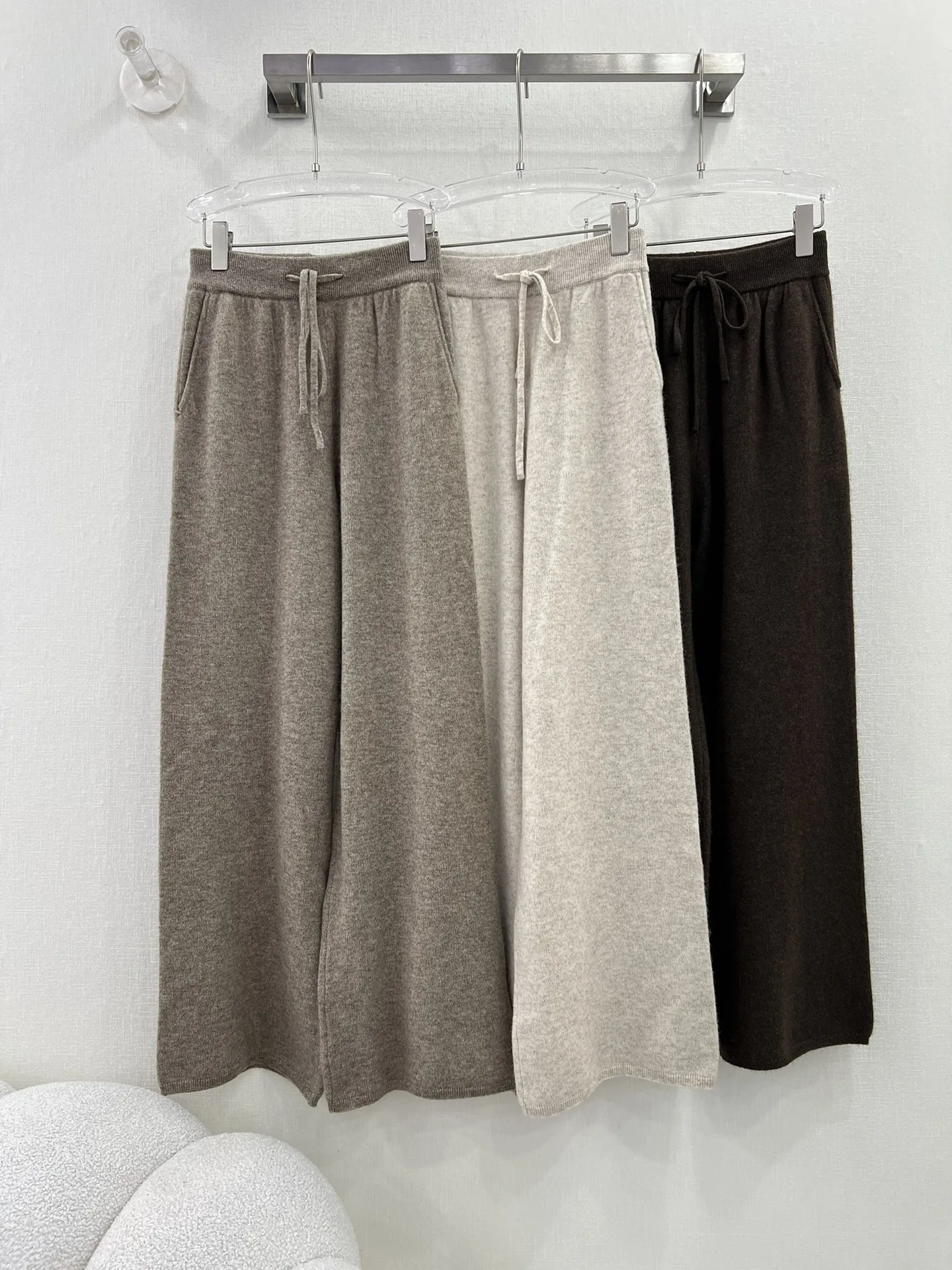 

LP New Women's High end Wide Leg Cashmere Loose Pants Simplified Classic Style 100% Pure Cashmere Pants