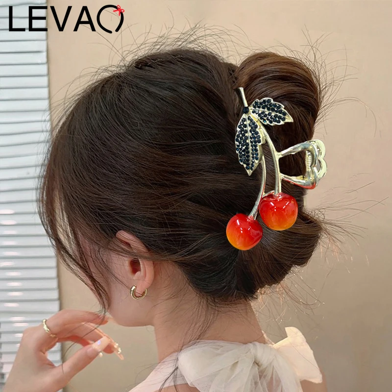 

LEVAO Fashion Pearl Cherry Hair Claw for Women Girls Clamps Hair Crab Metal Ponytail Hair Clip Claw Accessories Headwear Tiara