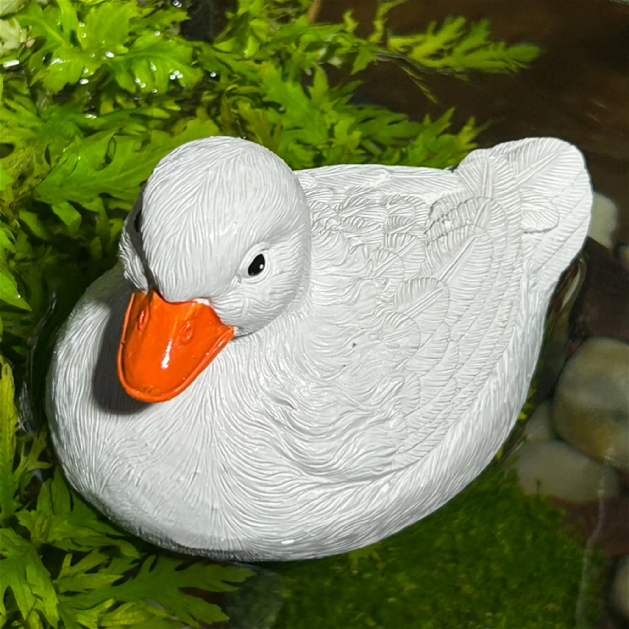 Realistic Floating Swan Figure Miniature Swanling Statue Ornament for Garden Pool Pond Fountain Lawn Decor Water Fun and