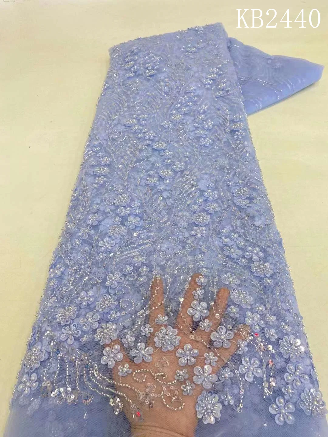 Рисунок 4 - 3d цветочное кружево из бисера