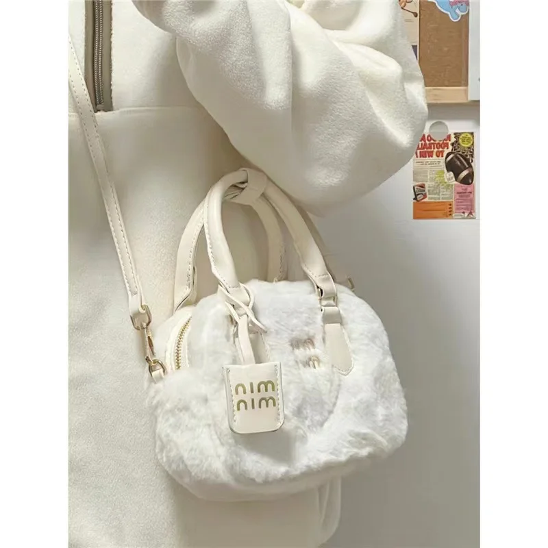Women Fashion Plush Solid Color Shoulder Bag Autumn Winter Large Handbags One-shoulder Messenger Bag