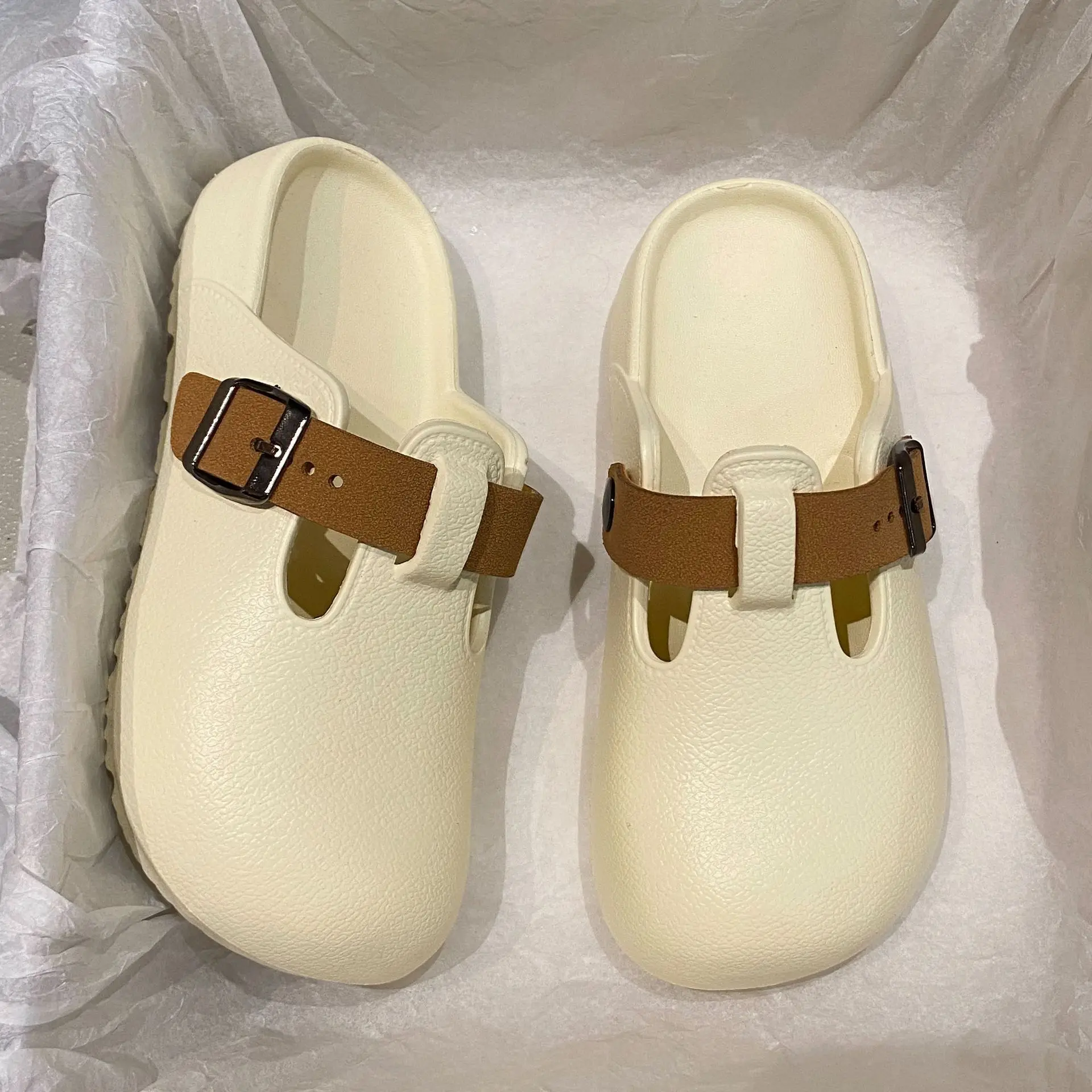 KIDMI New Women Clogs Slippers Soft EVA Garden Shoes Outdoor Waterproof Beach Sandals Light Cushioned Nonslip Shoes With Buckle 6