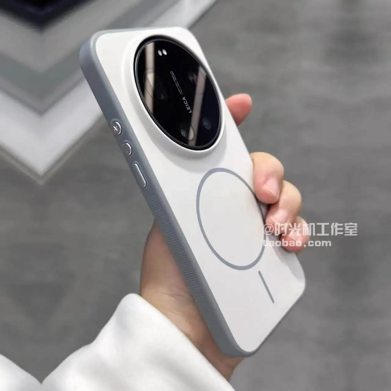 Elegant Magnetic Thin Ring Anti-Drop Case with Wireless Charging Compatibility